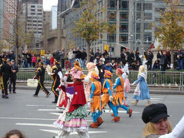 2009 Thanksgiving Parade-78